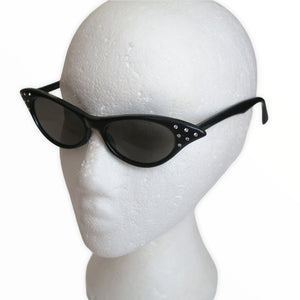 Vintage Black Cat Eye Sunglasses with Rhinestone Detail - ShopCurious