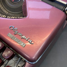 Load image into Gallery viewer, Bespoke Olympia Splendid Typewriter - shopcurious