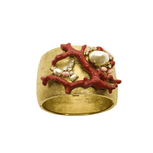 Load image into Gallery viewer, Aphrodite Cuff Bracelet - shopcurious