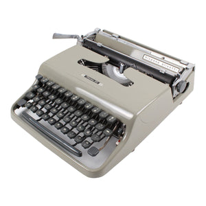 Original Olivetti Lettera 22 Manual Portable Vintage Typewriter - shopcurious